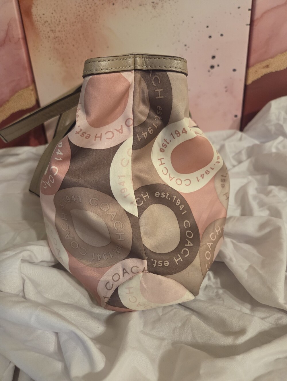 Coach F18805 Ashley Pink and Beige Signature Circle Print Shoulder Tote - Picture 3 of 12